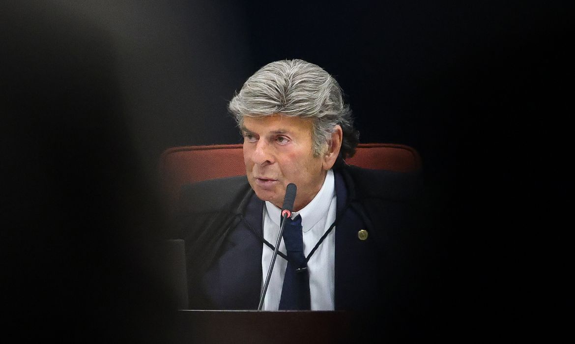 Fux pede a Senado posição sobre acessos de Vorcaro e esposa de Moraes