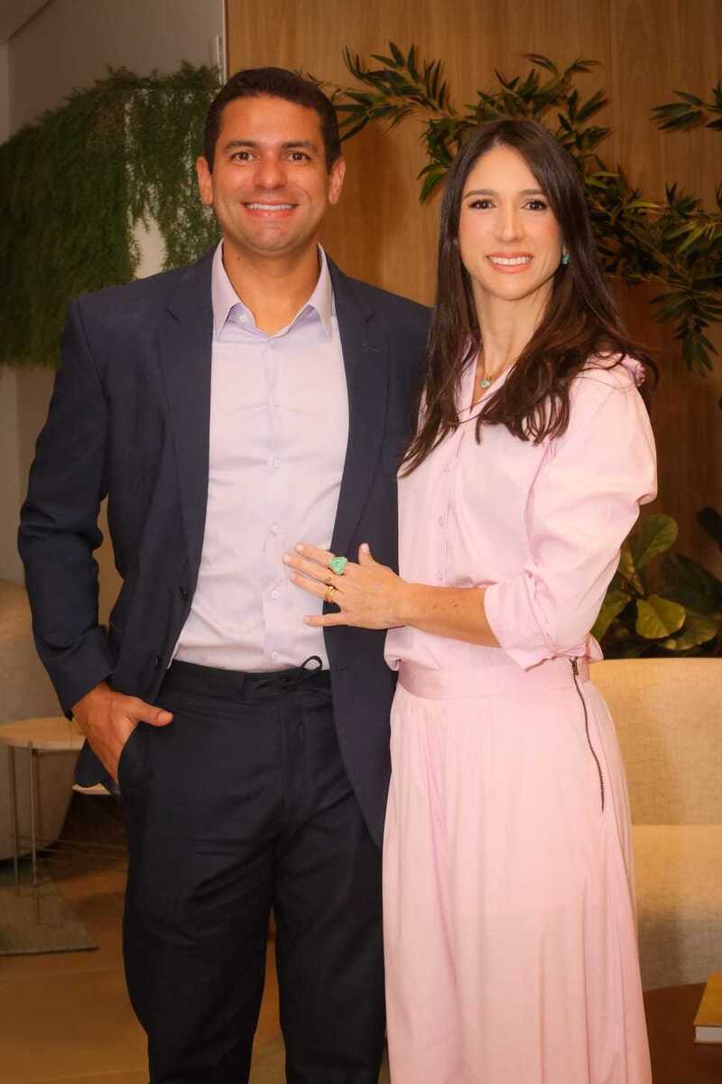 Marcelo Soeiro e Carolina Antoniazzi