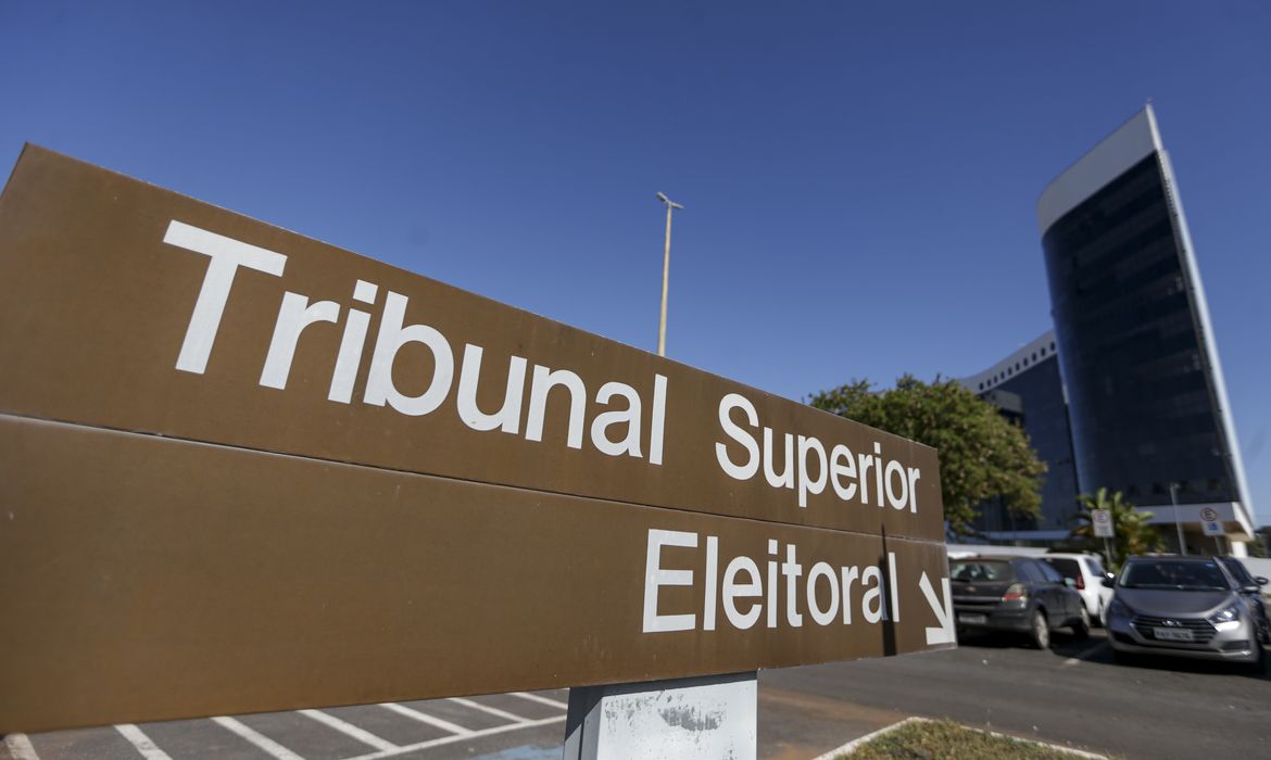 TSE cria ferramenta de IA para acesso a informações sobre eleições