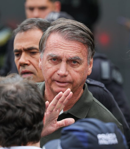 Trama golpista: defesa de Bolsonaro desiste de suspensão da pena