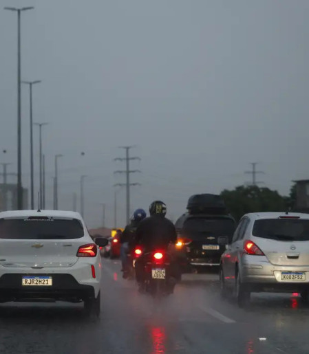 Chuva chega ao interior do Nordeste depois de seca prolongada