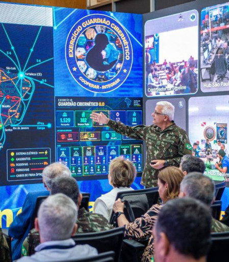 Exército simula defesa cibernética no Brasil às vésperas da eleição