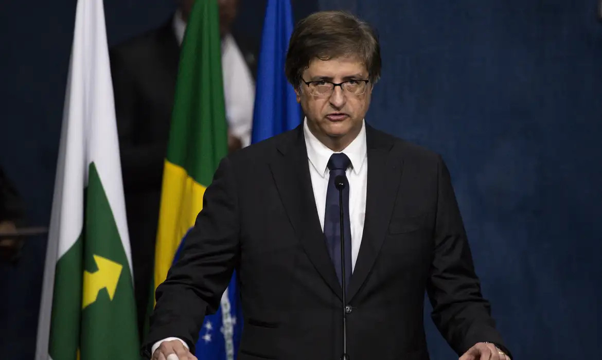 Conselho do MPF forma maioria para manter Gonet no caso Master
