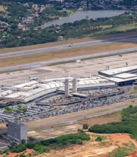 Aeroporto de Confins volta à normalidade depois de suspender operações