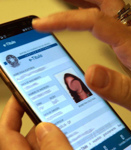 Zanin libera acesso gratuito a sites da Justiça Eleitoral nas eleições