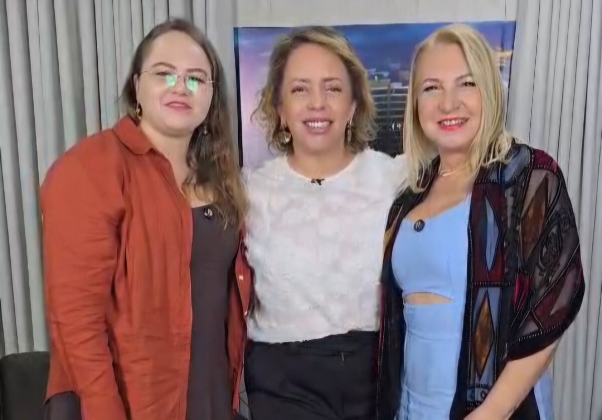 Enila Nicotari e Beatriz Puga participaram do podcast