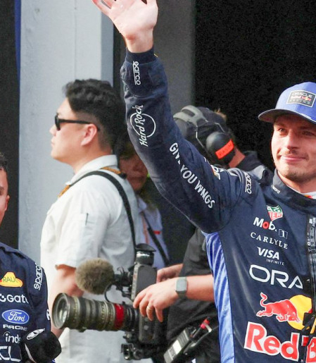 Na Malásia, Verstappen faz sua primeira pole position da temporada