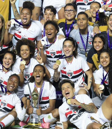São Paulo segura Corinthians e é campeão brasileiro pela 1ª vez