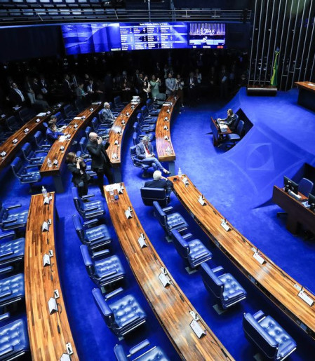 Votos para o Senado exigem atenção redobrada do eleitor