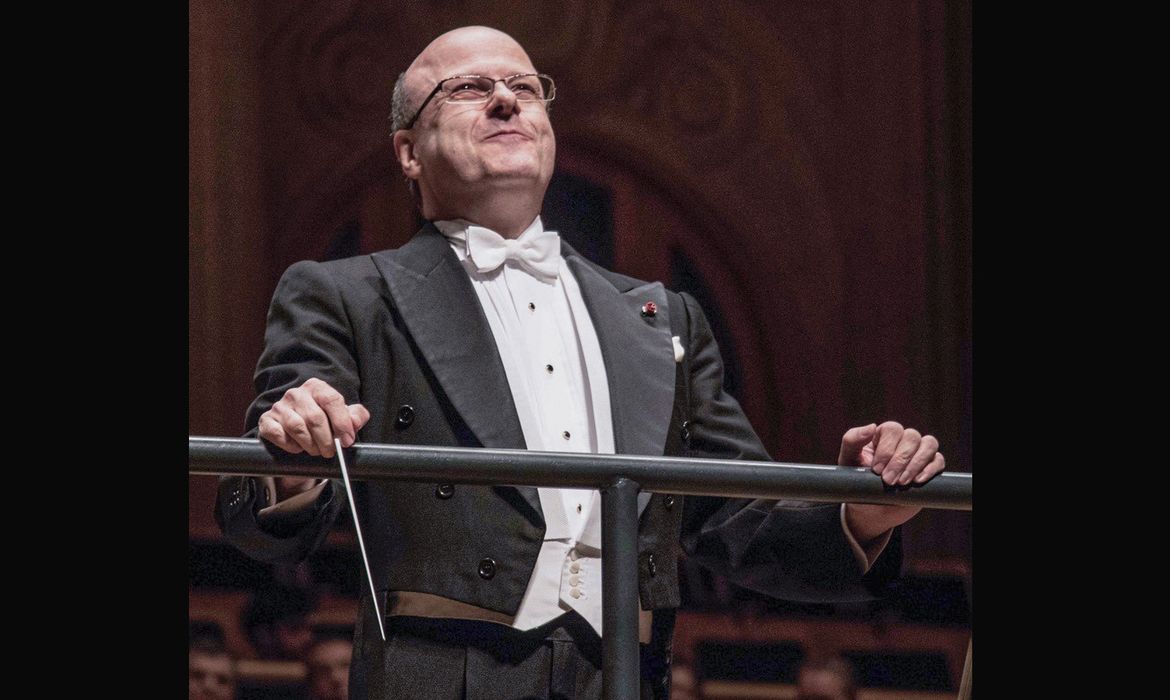 Maestro Roberto Tibiriçá morre aos 72 anos em São Paulo