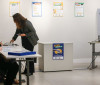 Colinha em papel e sem celular: saiba o que pode entrar na cabine