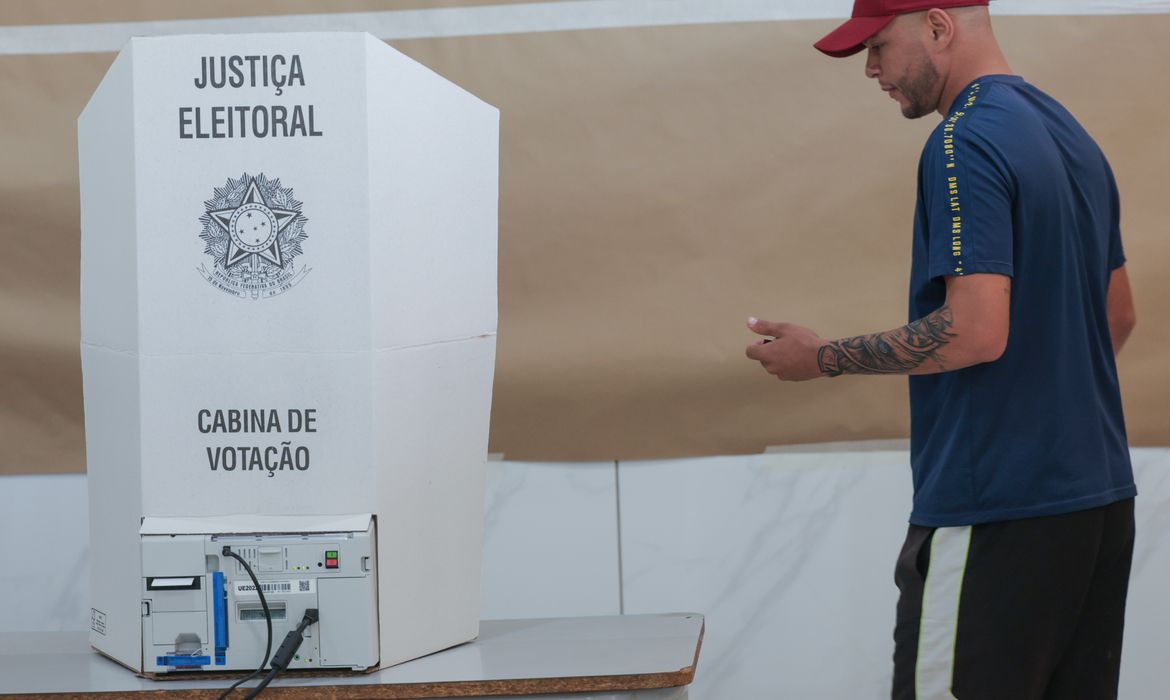 Eleições: abstenção cresce 21,6% e soma 33 milhões de brasileiros