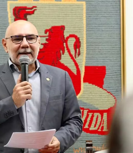 Reitor da UFPE estima prejuízo de incêndio em cerca R$ 100 milhões 