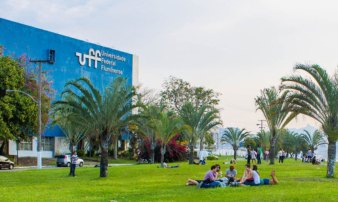 Universidade Federal Fluminense aciona PF após receber ameças 