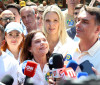 Flávio Bolsonaro diz que vai manter Bolsa Família e Farmácia Popular
