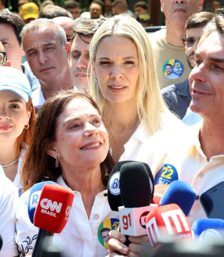 Flávio Bolsonaro diz que fará guerra ao crime organizado 
