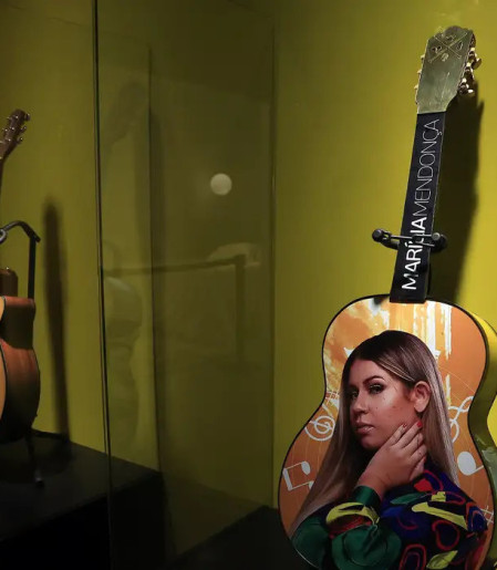 Cantora Marília Mendonça ganha exposição sensorial no MIS