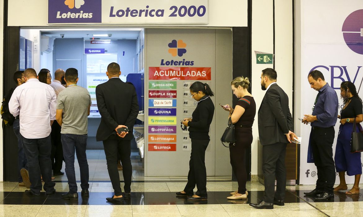 Mega-Sena sorteia prêmio acumulado em R$ 112 milhões neste domingo