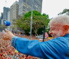 Ato pela reeleição de Lula leva milhares à Avenida Paulista