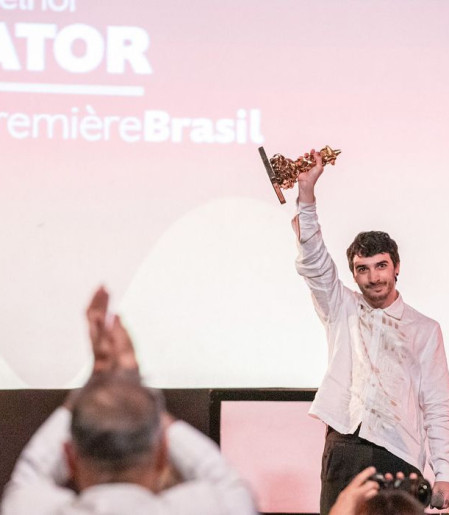A Margem do Rio e Elza vencem principais prêmios do Festival do Rio
