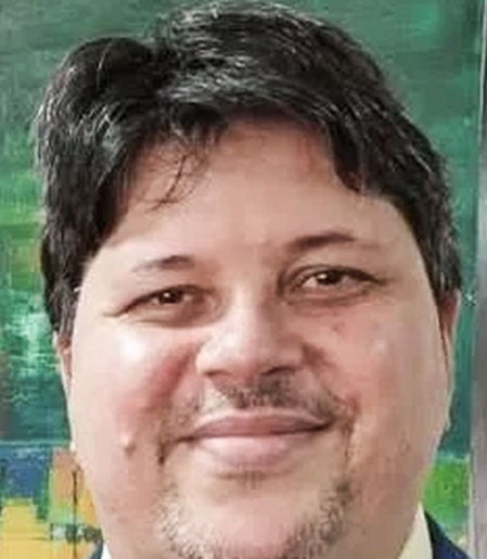 Jornalista brasileiro crítico a Milei é deportado da Argentina