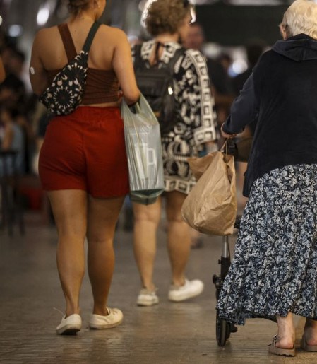 Corte amplo de gastos públicos afetaria área social, dizem economistas