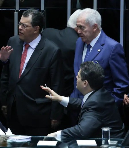 Senadores aprovam pedido para acelerar votação da PEC da Segurança