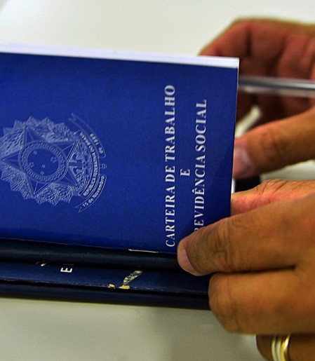 Lote complementar do abono salarial começa a ser pago nesta quinta