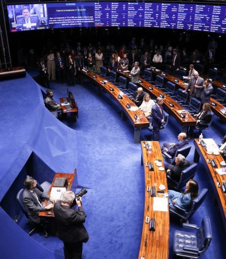 Senado aprova aumento de limite e perdão de dívida para MEIs