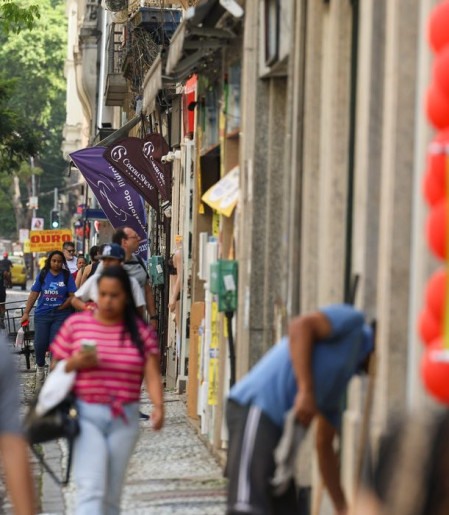 Fim da escala 6x1 traz esperança de mais tempo para família e saúde