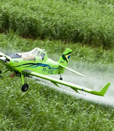 Brasil é 2º maior importador de pesticidas proibidos na UE, diz Oxfam