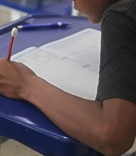 Alunos e professores participam hoje de Olimpíada de Matemática 