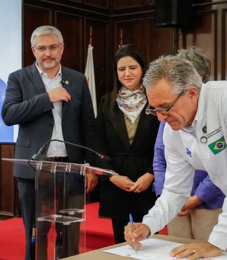 Saúde inicia oferta de novos medicamentos oncológicos no SUS 