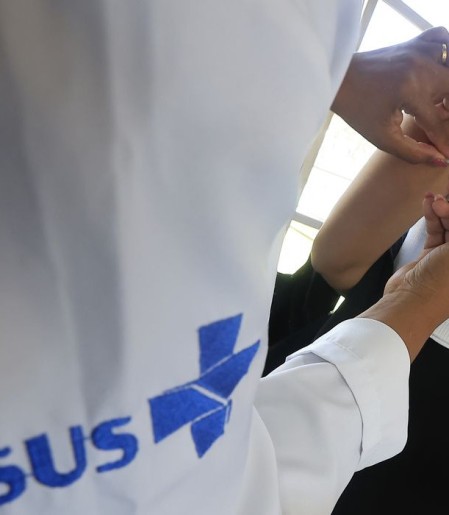 Negacionismo impulsiona sarampo nos EUA e representa ameaça ao Brasil