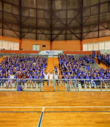 Alunos do PIC em evento da Secretaria de Esportes: sem atividade