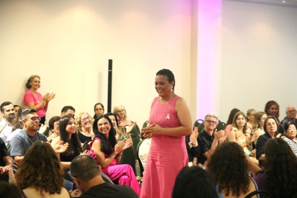 Desfile Rosa - Rafael Cautella