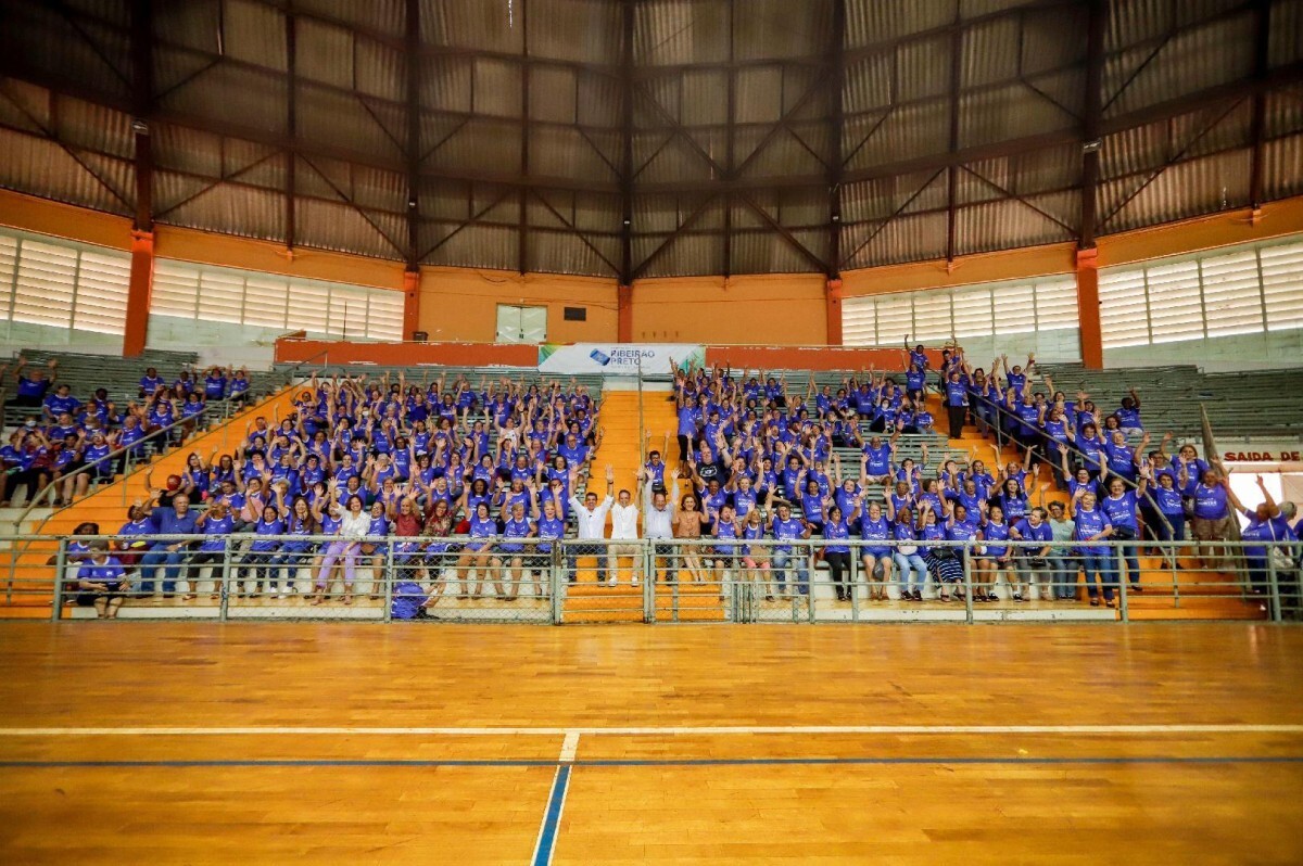 Alunos do PIC em evento da Secretaria de Esportes: sem atividade