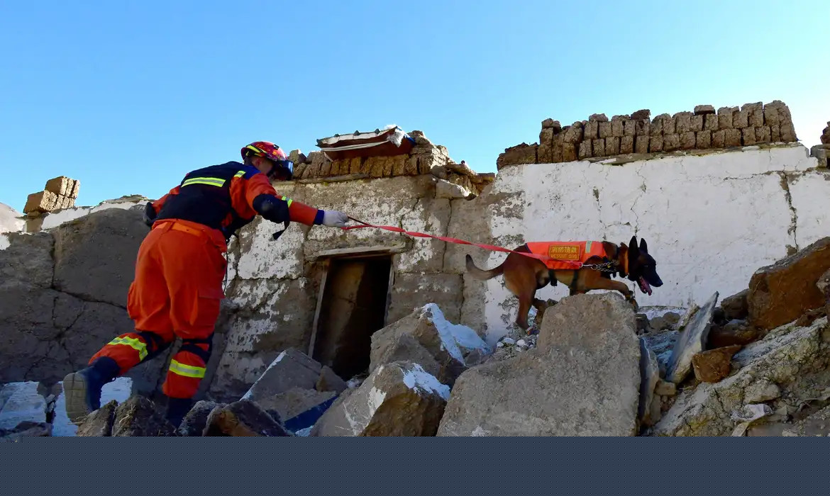 Terremoto no Tibete deixa pelo menos 16 pessoas mortas