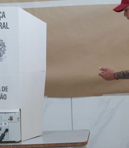Antes da urna, papel e caneta: prepare sua colinha para votar