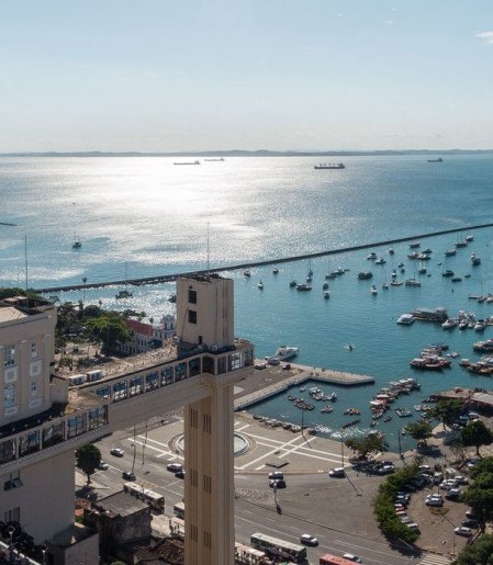 Em Salvador, quem estiver na seção eleitoral às 17h poderá votar