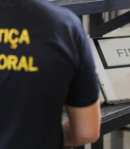 Assédio eleitoral: saiba como denunciar crime mesmo após eleições