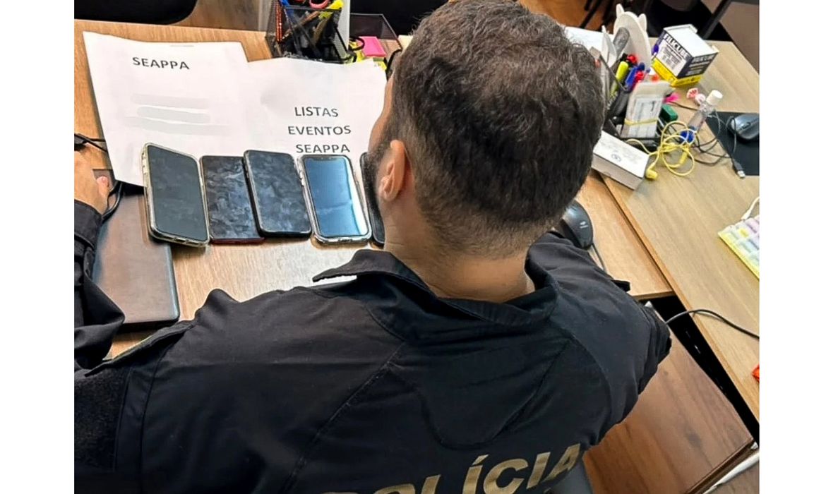 Deputado do Rio volta a ser alvo da PF por suspeita de fraudes