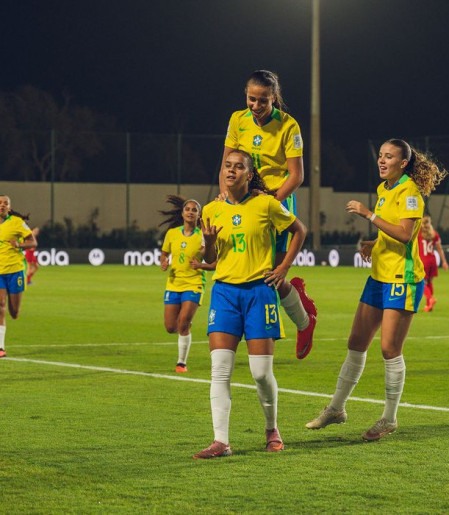 Brasil bate Polônia nos pênaltis e avança no Mundial Sub-17 Feminino
