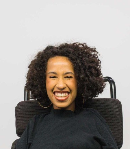 Bartira Sene é cantora, compositora e idealizadora do Itaporã Trio