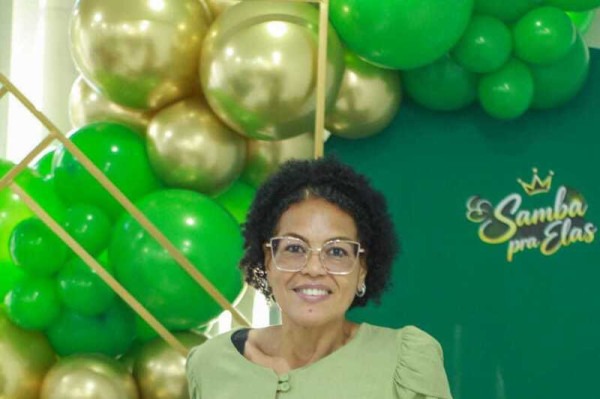 Luz Oliveira - Divulgação