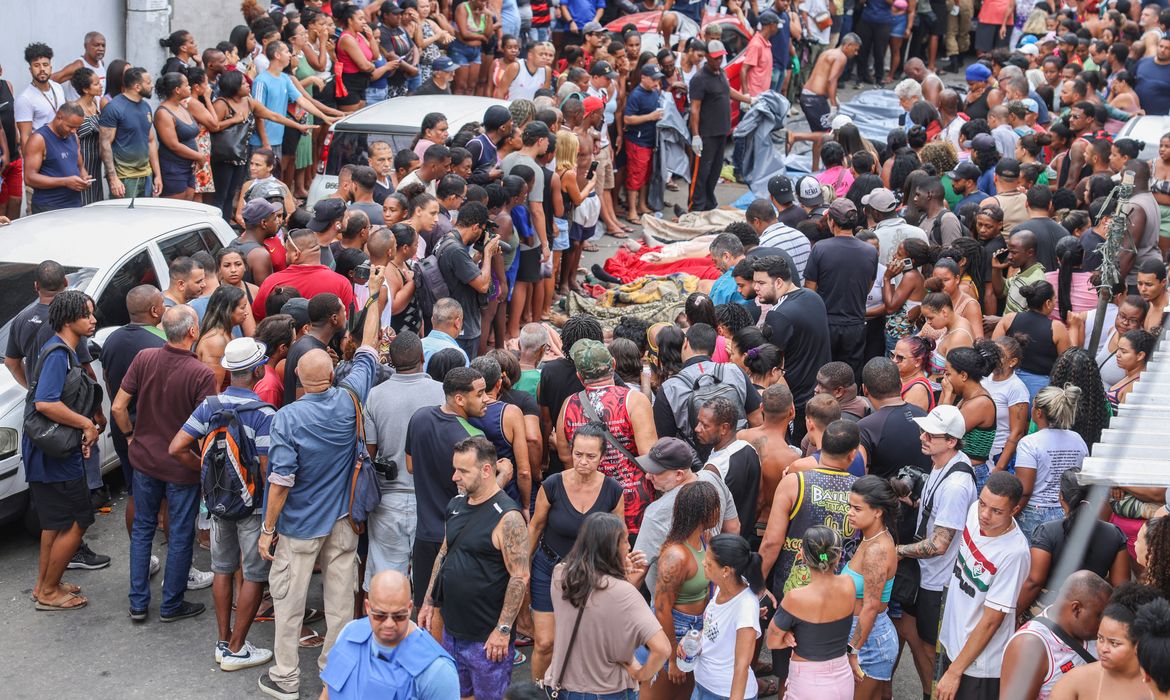 Operação Contenção: DPRJ pede R$ 50 milhões em reparação a moradores