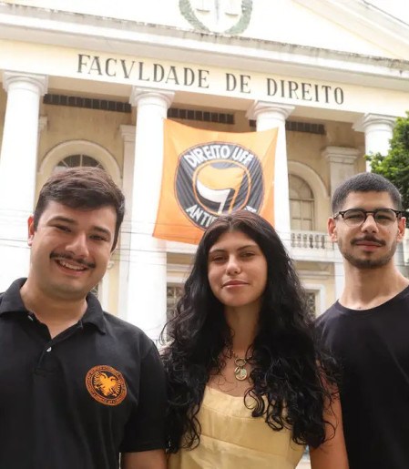 Ato de estudantes da UFF deu pontapé em mobilização por virada de Lula