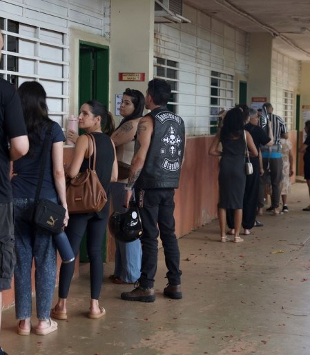 Estudantes relatam violência relacionada à eleição presidencial