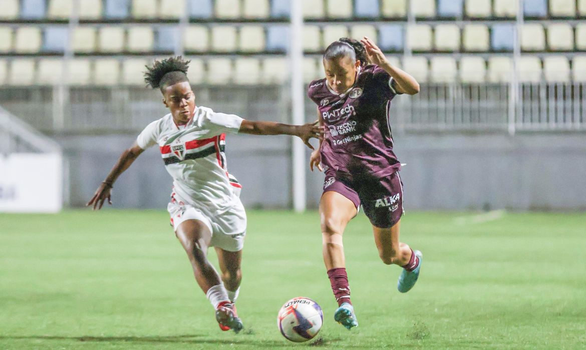 SP e Ferroviária empatam no 1º jogo da semifinal do Paulista F Sub-20